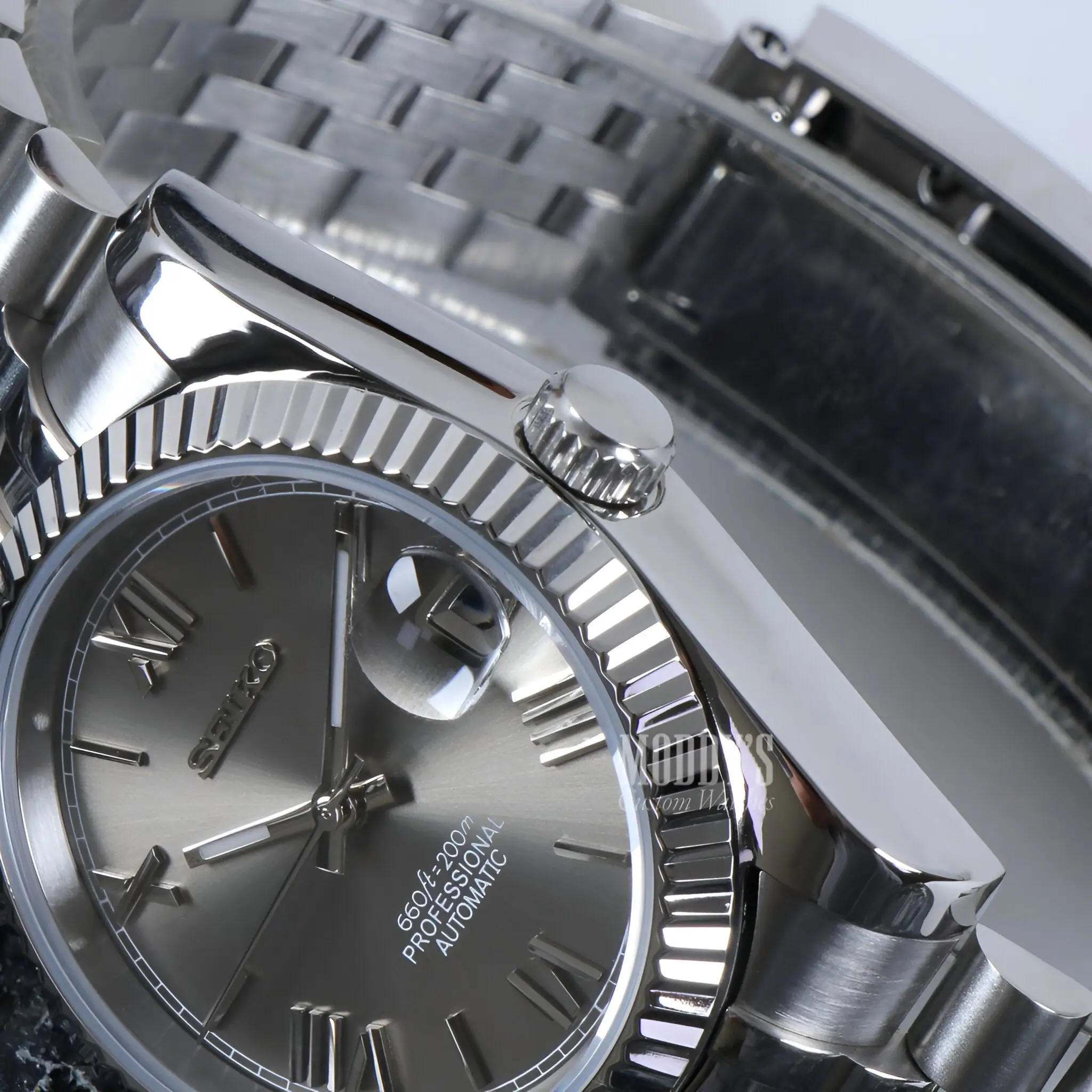 Seikojust | Roman Champagne - Image 4