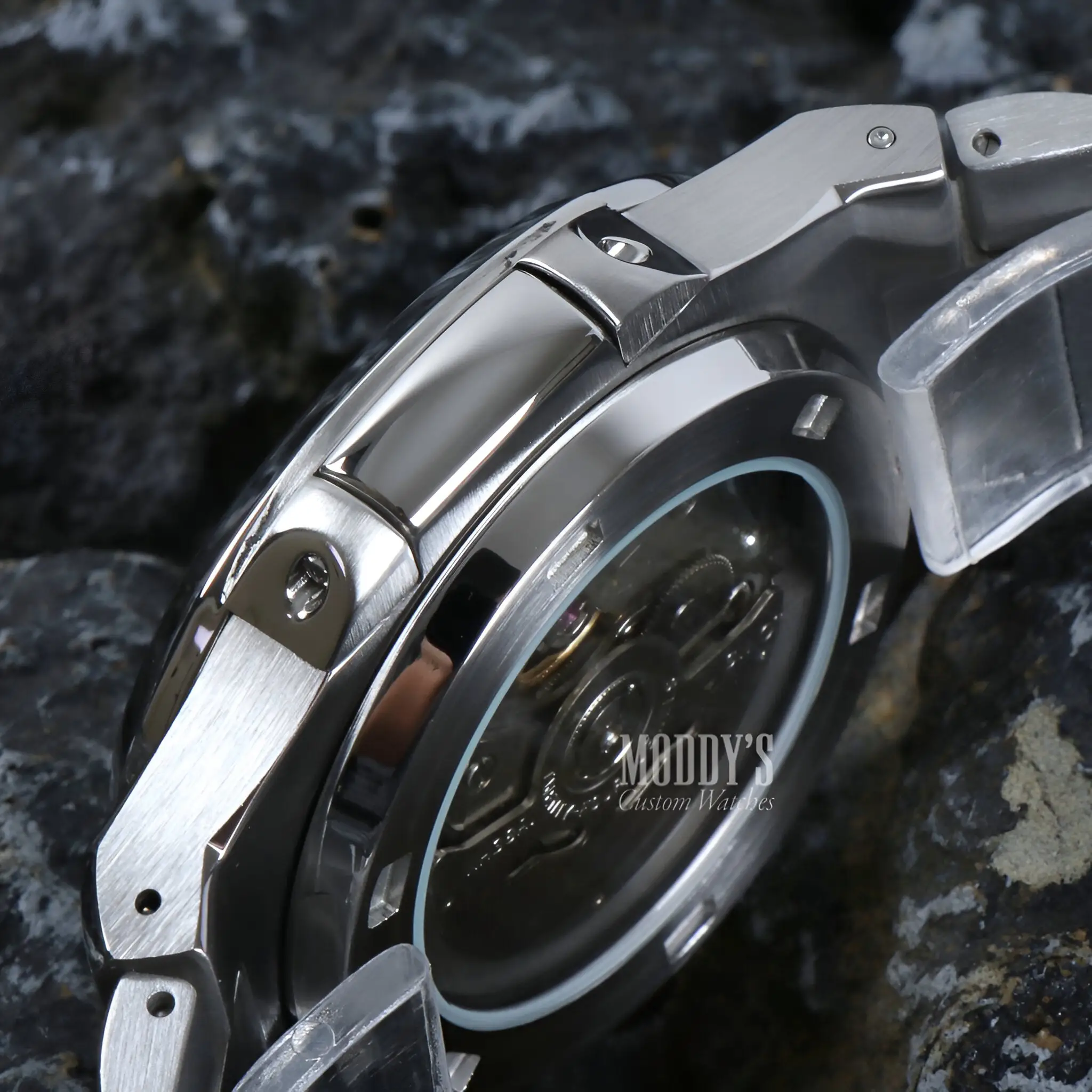 Nautiko |  Olive Green Open Movement - Image 8