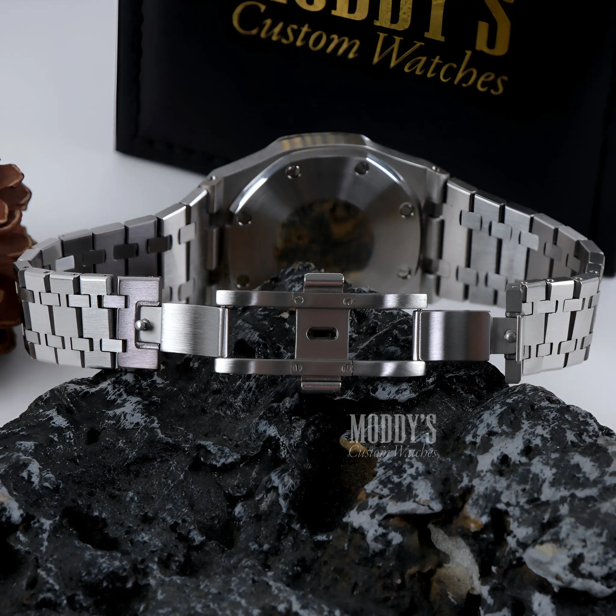 Royal Seikoak | Chrono Green - Image 3