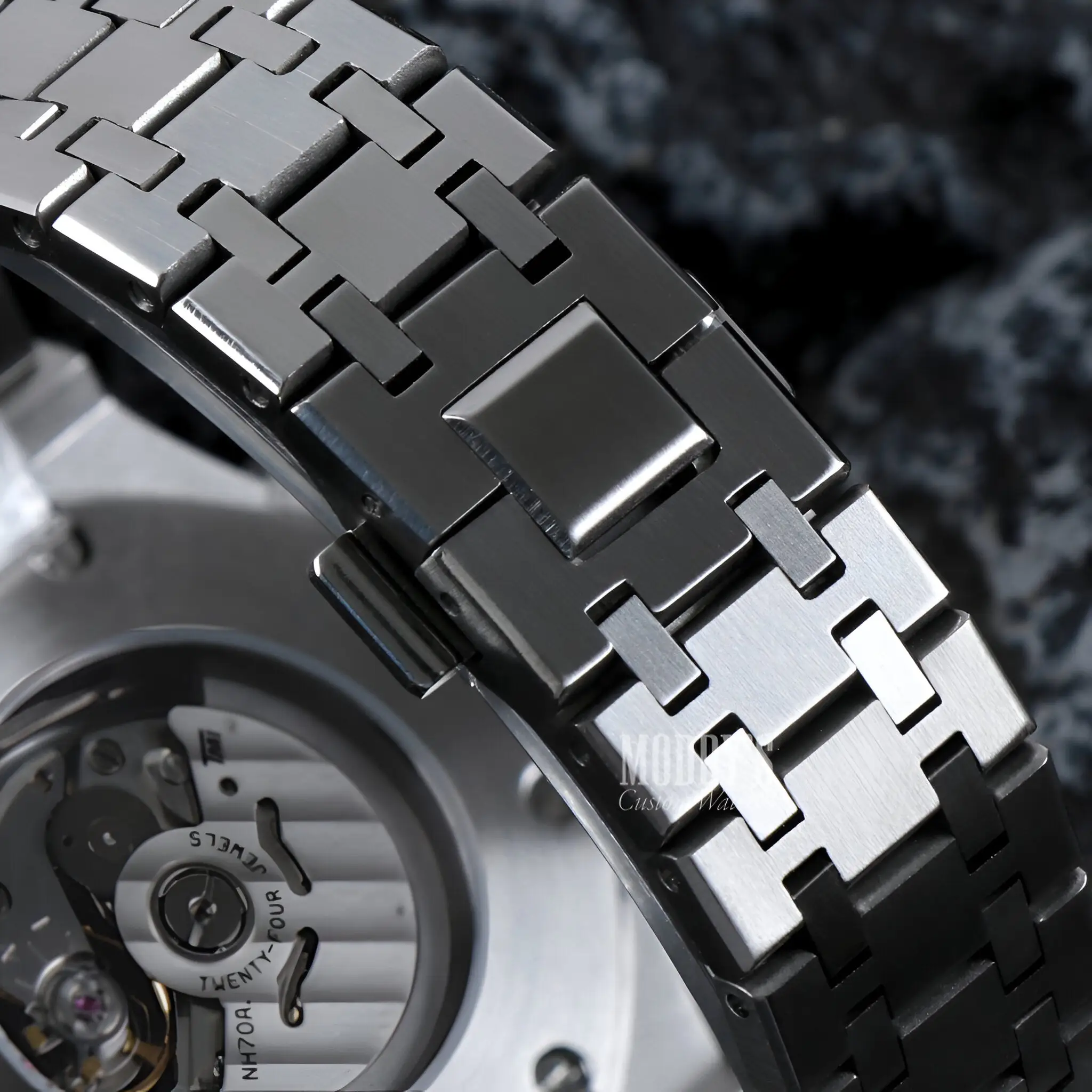 Royal Seikoak | Skeleton - Image 9